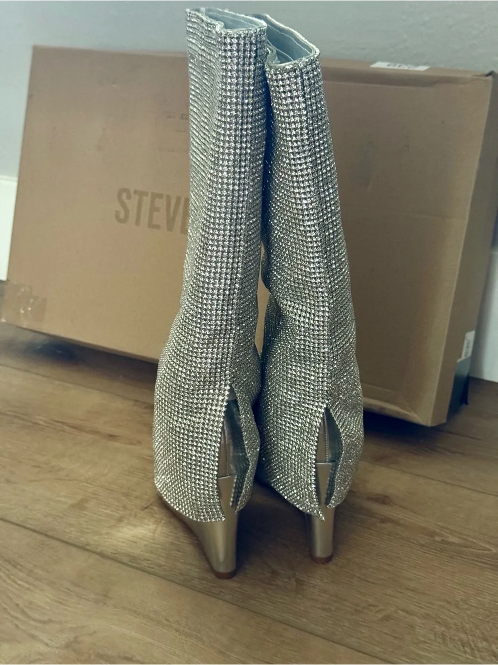Steve Madden Riski Silver Rhinestone Wedge Boots Women’s Size 6